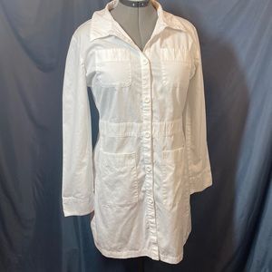 Koi by Kathy Peterson 419 “Rebecca” white lab coat Medium GUC